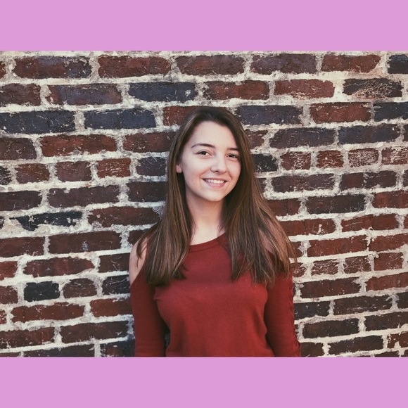 Meet your Posher, Katey - Picture 1 of 1